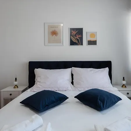 Sunnyrose Apartment - Walking Distance From Znjan Beach - Free Public Parking - Huge Balcony Split Exterior photo