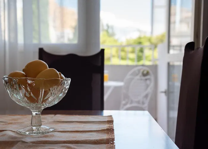 Sunnyrose Apartment - Walking Distance From Znjan Beach - Free Public Parking - Huge Balcony