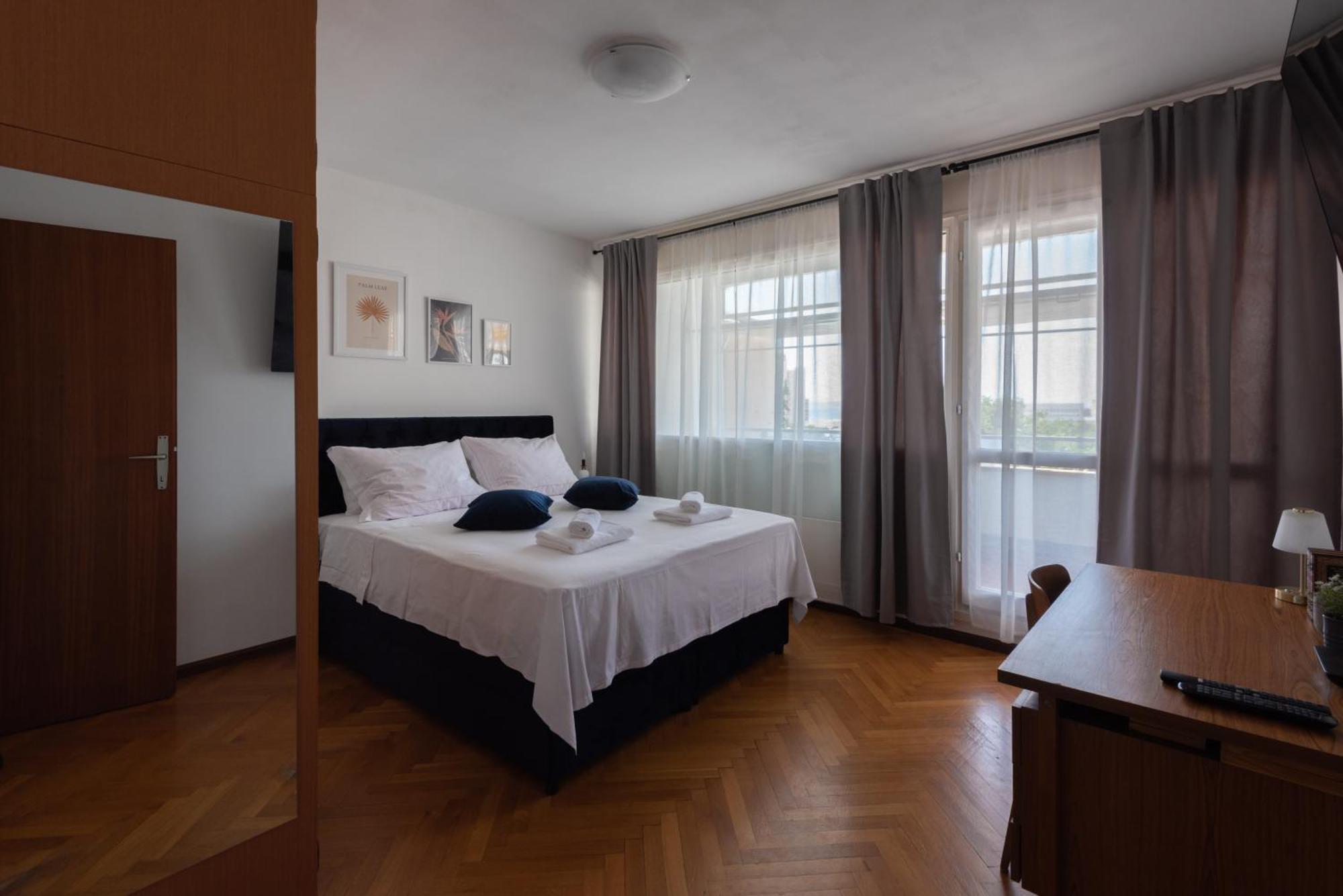 Apartamento Sunnyrose - Walking Distance From Znjan - Free Public Parking - Huge Balcony *